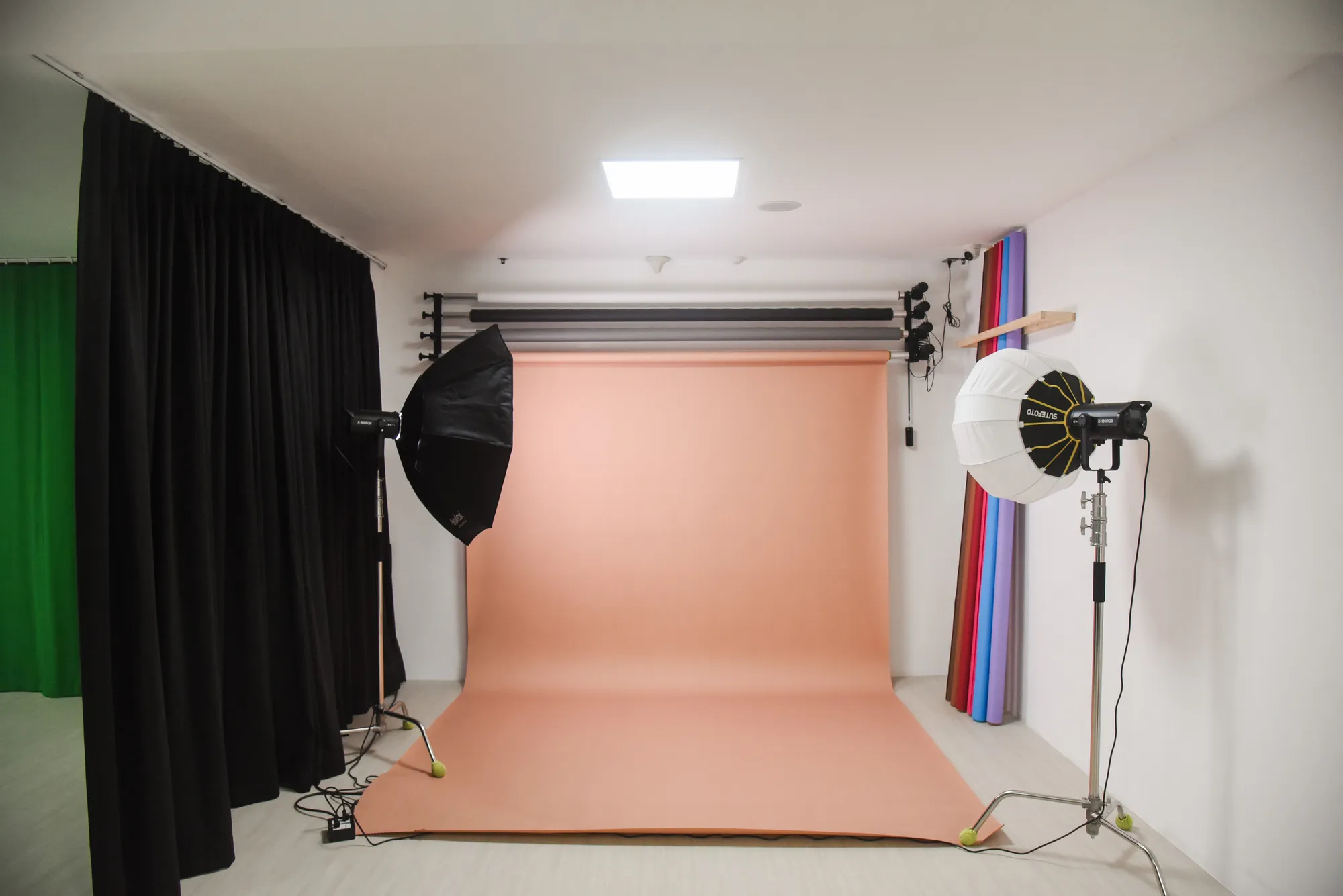 Chroma Canvas — photo 1